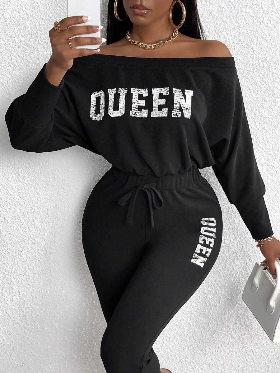 Slaydiva Letter Graphic Off Shoulder Drawstring Waist Flare Leg Jumpsuit - Black - View 1