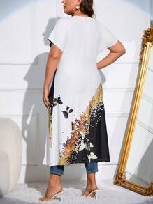 SHEIN LUNE 大碼蝴蝶圖案下擺開叉T恤 - 彩色 - 查看 2