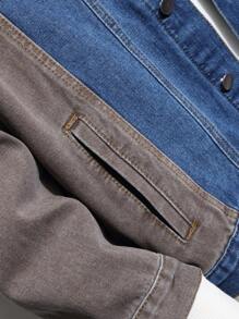 Manfinity Homme 男士鬆身色塊撕裂牛仔夾克,帶有插口口袋（無帽） - 中等水洗藍 - 查看 5