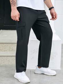 Manfinity LEGND Men Plus Flap Pocket Side Cargo Pants - Black - View 6