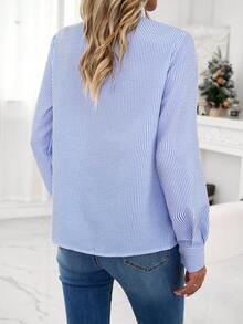 SHEIN Clasi In sọc Viền Ruffle Nút phía trước Áo sơ mi - Màu xanh lam - Xem 2