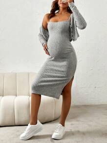 SHEIN 孕妇开叉大腿罗纹针织吊带连衣裙，配有纽扣门襟长袖 T 恤