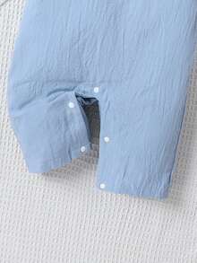 SHEIN Baby Boy Solid Tee & Cartoon Graphic Overall Romper - Blue and White - View 6