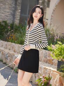 Striped Print Button Front Tee - Black and White - View 3