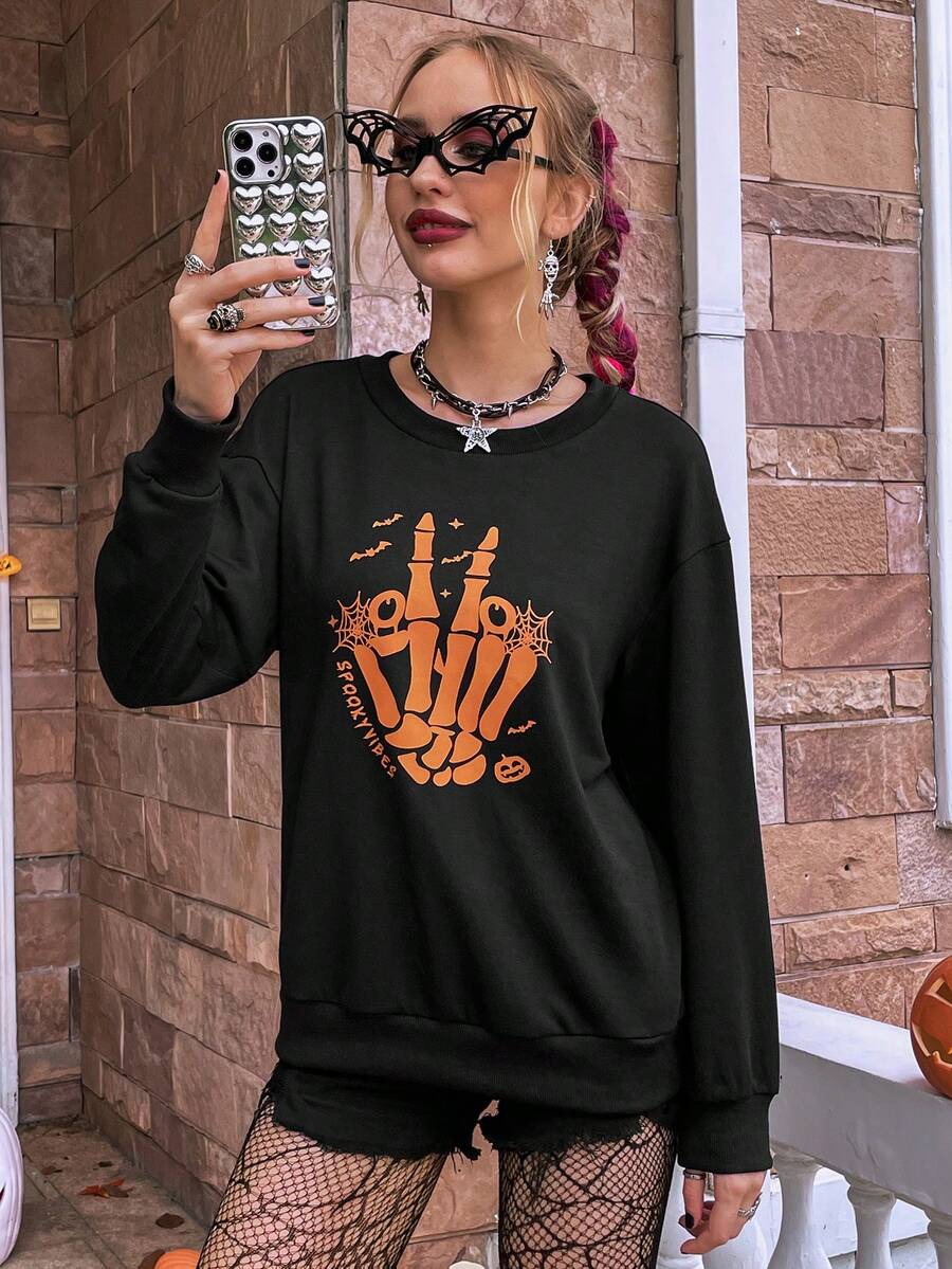 PUNK 萬聖節骷髏手和字母圖案落肩袖套頭衫 - 黑色 - 查看 1