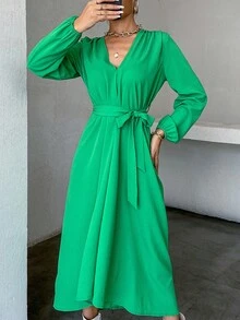 Solid Belted V Neck Dress - Green - View 4
