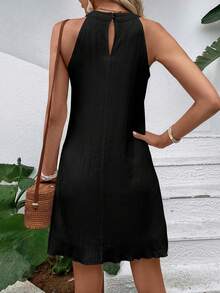 SHEIN VCAY 素色後鎖孔掛脖洋裝 - 黑色 - 查看 2