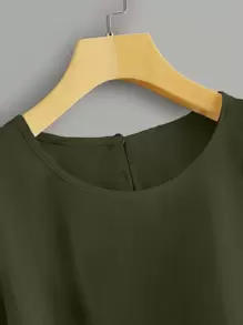 SHEIN LUNE CURVE Plus 纯色蝙蝠袖锁孔背衬衣 - 軍綠色 - 查看 4