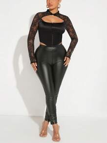 SHEIN SXY 蕾絲拼接前鏤空鉤眼扣前頭巾下擺短款上衣 - 黑色 - 查看 4