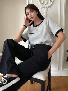 DAZY Patched Detail Contrast Binding Tee - Light Grey - View 4