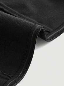 SHEIN x Marika Sila SHEIN MOD Áo ống màu đen bằng da PU, có khuy cài phía trước, thích hợp cho mùa xuân/hè. Áo corset giả da màu đen thời trang, thiết kế không dây vai với khóa móc cài, tạo vẻ ngoài sang trọng, thích hợp đi chơi, dự tiệc, ôm sát cơ thể, đi nghỉ mát, trang phục lễ hội, áo đi club, áo gợi cảm. - màu đen - Xem 3