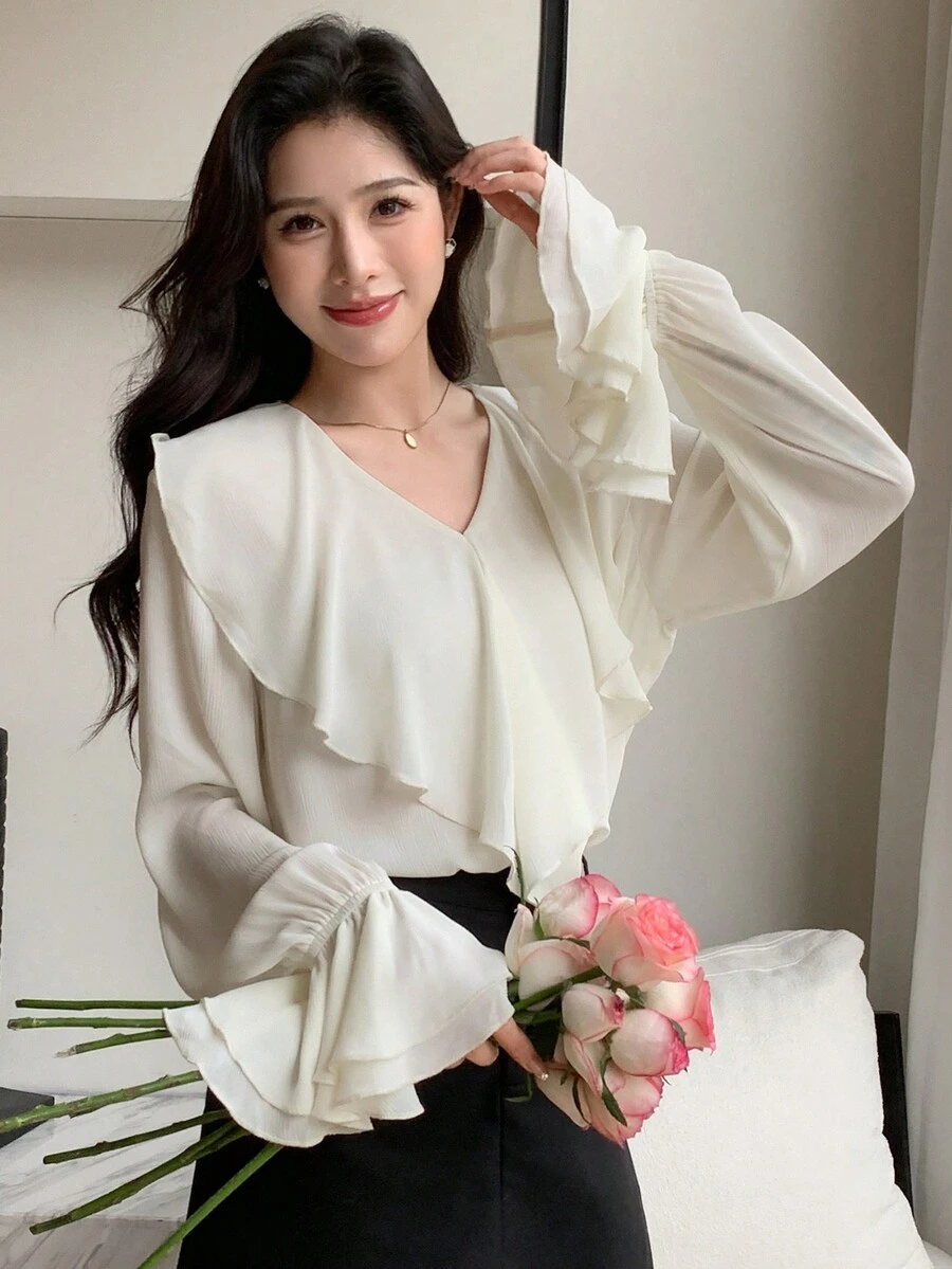 DAZY Blusa unicolor ribete con fruncido de manga amplia - Blanco - Ver 1