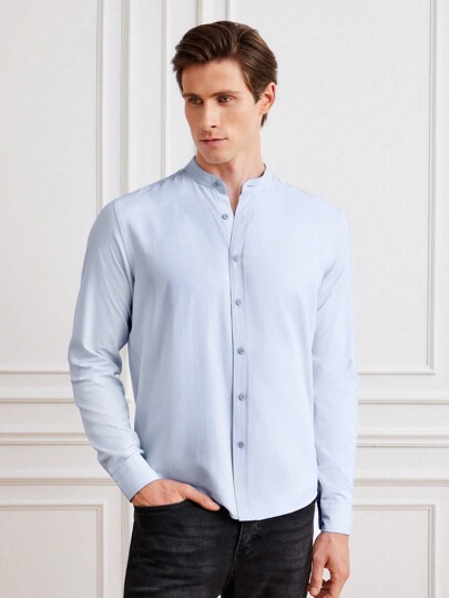 SHEIN Cottnline قميص أمامي بأزرار للرجال بلون واحد