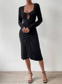 Chiquease 鏤空前收褶雞心領口毛衣洋裝 - 黑色 - 查看 5