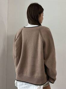 DAZY Áo len tay Raglan họa tiết chữ không kèm áo - Màu Khaki - Xem 5