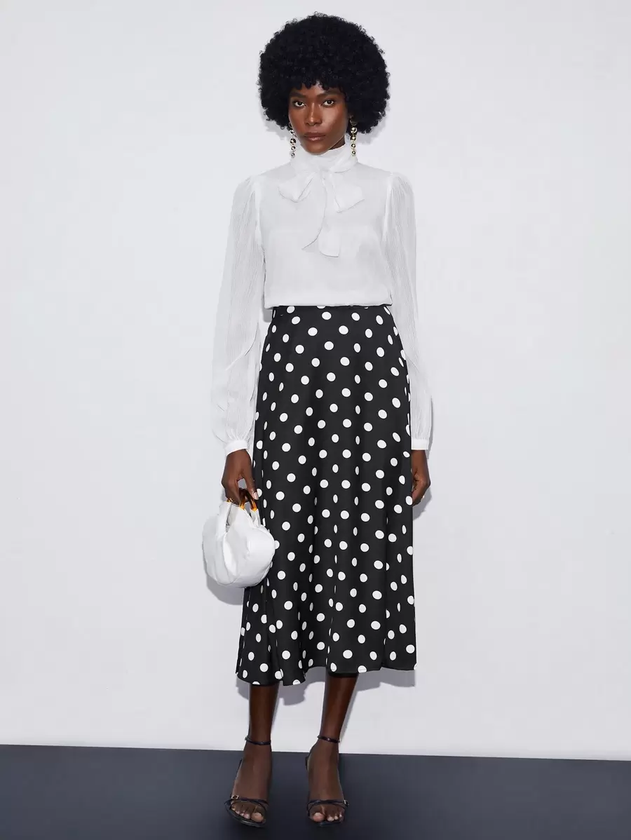 Maija 燈籠袖前繫帶襯衫