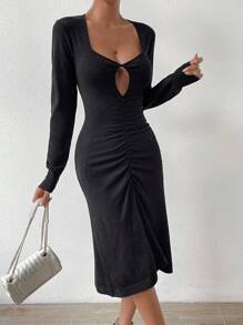 Chiquease 鏤空前收褶雞心領口毛衣洋裝 - 黑色 - 查看 4