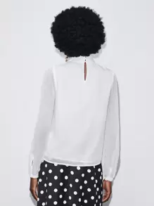 Maija 燈籠袖前繫帶襯衫