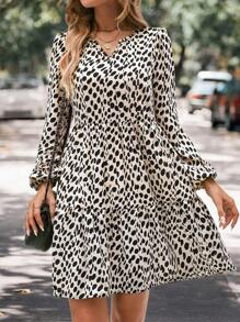 SHEIN Clasi In Toàn bộ Tay áo lồng đèn Xù Hoa Sen Váy Smock - Màu Khaki - Xem 1