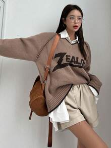 DAZY Áo len tay Raglan họa tiết chữ không kèm áo - Màu Khaki - Xem 3