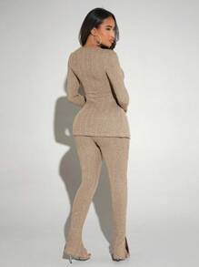 SHEIN SXY 前紐扣T恤&下擺開叉長褲 - 卡其色 - 查看 2