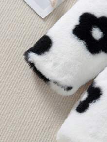 SHEIN Young Girl 1pc Floral Pattern Belted Teddy Coat - Black and White - View 4