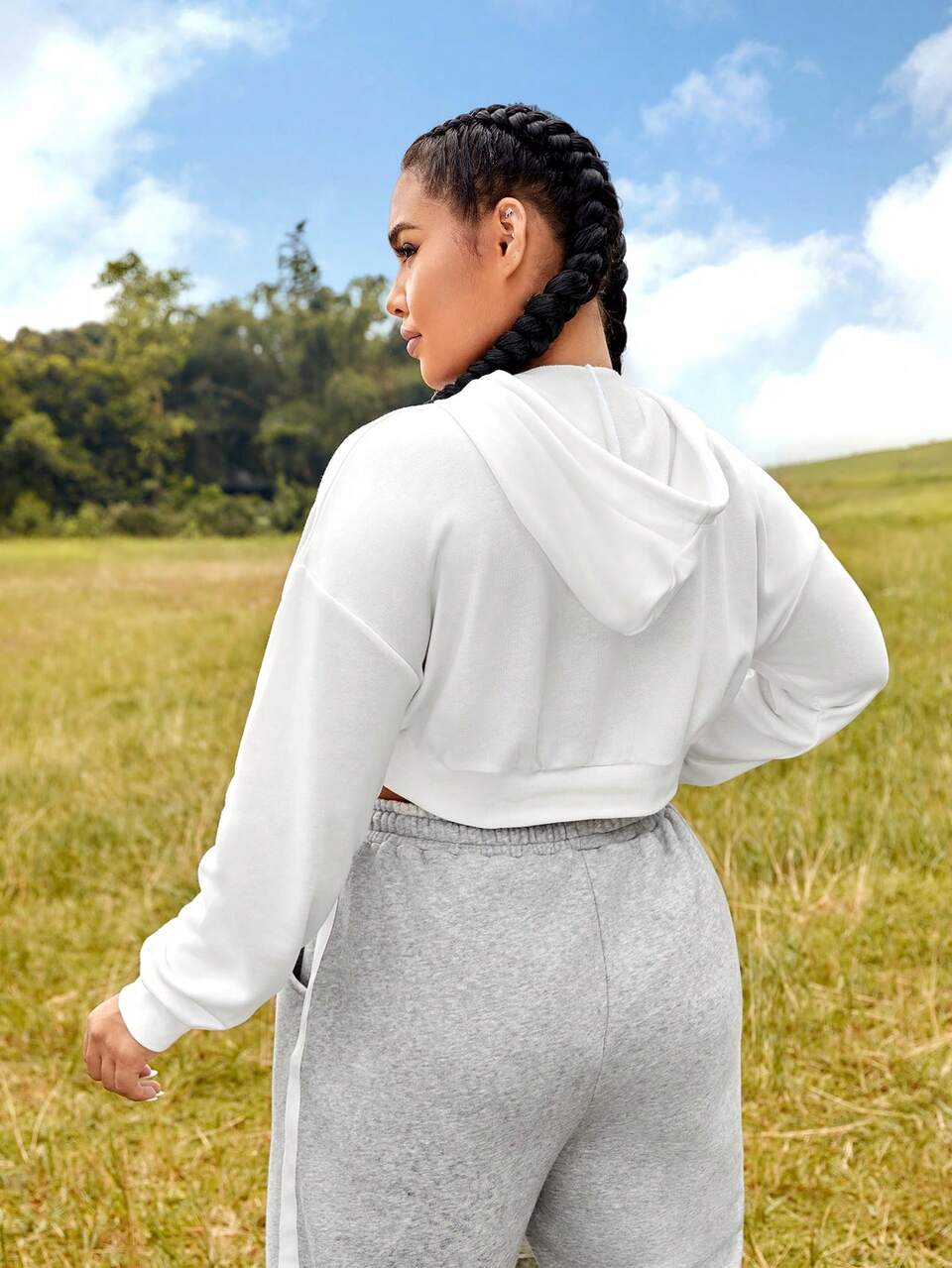 Plus Drop Shoulder Drawstring Hooded Crop Sports Sweatshirt