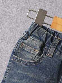 SHEIN Young Boy Ripped Frayed Bleach Wash Elastic Waist Jeans - Medium Wash - View 4