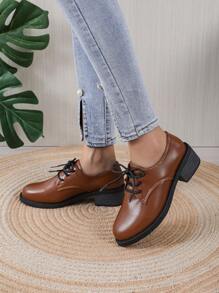 Scarpe da donna con tacco basso stringate, in colore unito - Castano - Visualizzare 5