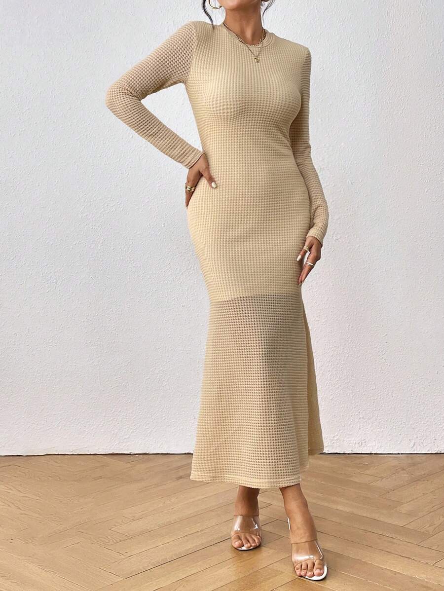 SHEIN LUNE 素色華夫格編織魚尾裙下擺洋裝 - 卡其色 - 查看 1