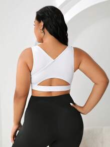 Yoga Trendy Plus Cut Out Backless Sports Bra - White - View 5