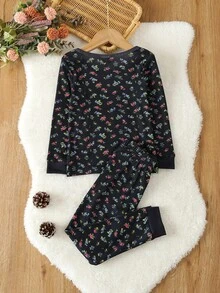 Young Girl Ditsy Floral Print Snug Fit PJ Set - Black - View 2
