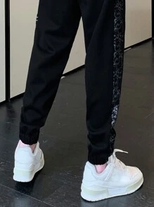 Men Paisley Print Drop Shoulder Sweatshirt & Sweatpants - Black - View 3