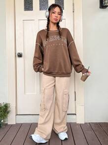 SHEIN EZwear Áo khoác vai trễ vai có họa tiết chữ cái - màu nâu - Xem 3