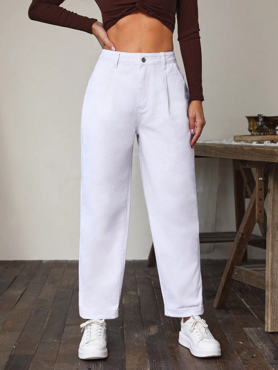 SHEIN Essnce Solid Slant Pocket Mom Fit Jeans