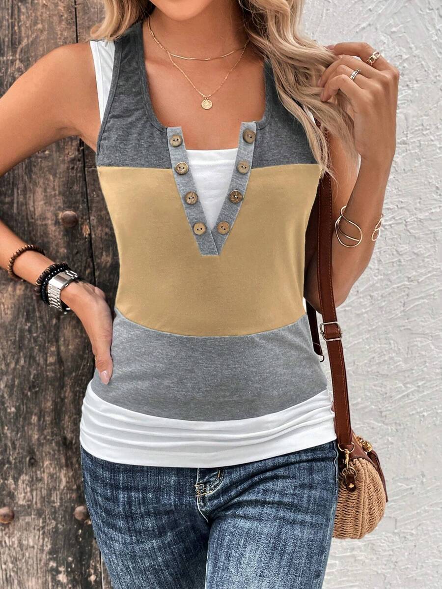 EMERY ROSE 撞色紐扣細節二合一背心上衣 - 卡其色 - 查看 1
