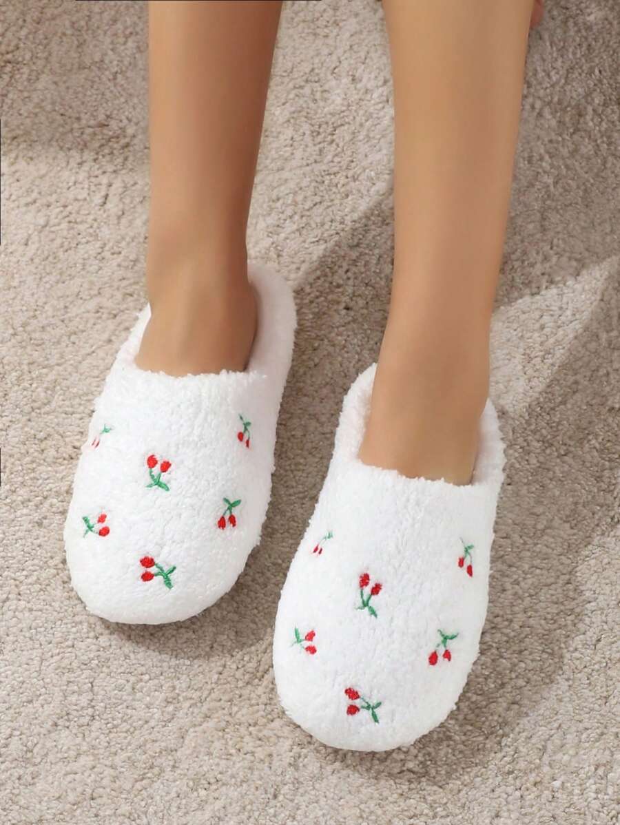 可爱刺绣水果毛绒保暖家居拖鞋，安静室内地板袜，女士秋冬款 - 白色 - 查看 1