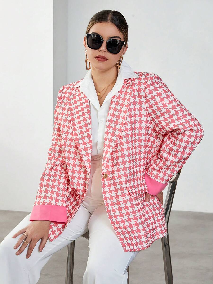 SHEIN Essnce Plus Houndstooth Print Single Button Blazer - Pink - View 1