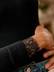 SHEIN Frenchy Pull Ourlet En Dentelle À Col Montant Côtelé Ajusté