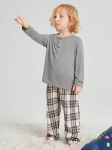 SHEIN 男小童半排扣T恤&格紋長褲睡衣套裝