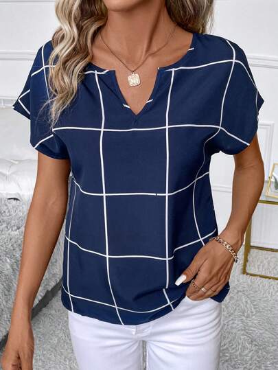 SHEIN Clasi Áo cánh dơi cổ bẻ in họa tiết kẻ caro, áo tay ngắn