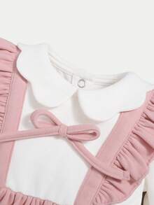 SHEIN Bebé niña Body 2 en 1 de dos tonos ribete con fruncido con lazo delantero
