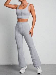 SHEIN PETITE Jednolity Crop top na ramiączkach & Spodnie z rozszerzanymi nogawkami