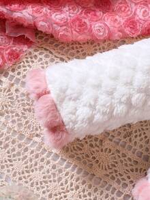 Đứa bé gái Viền tương phản Nút phía trước áo - trắng - Xem 6