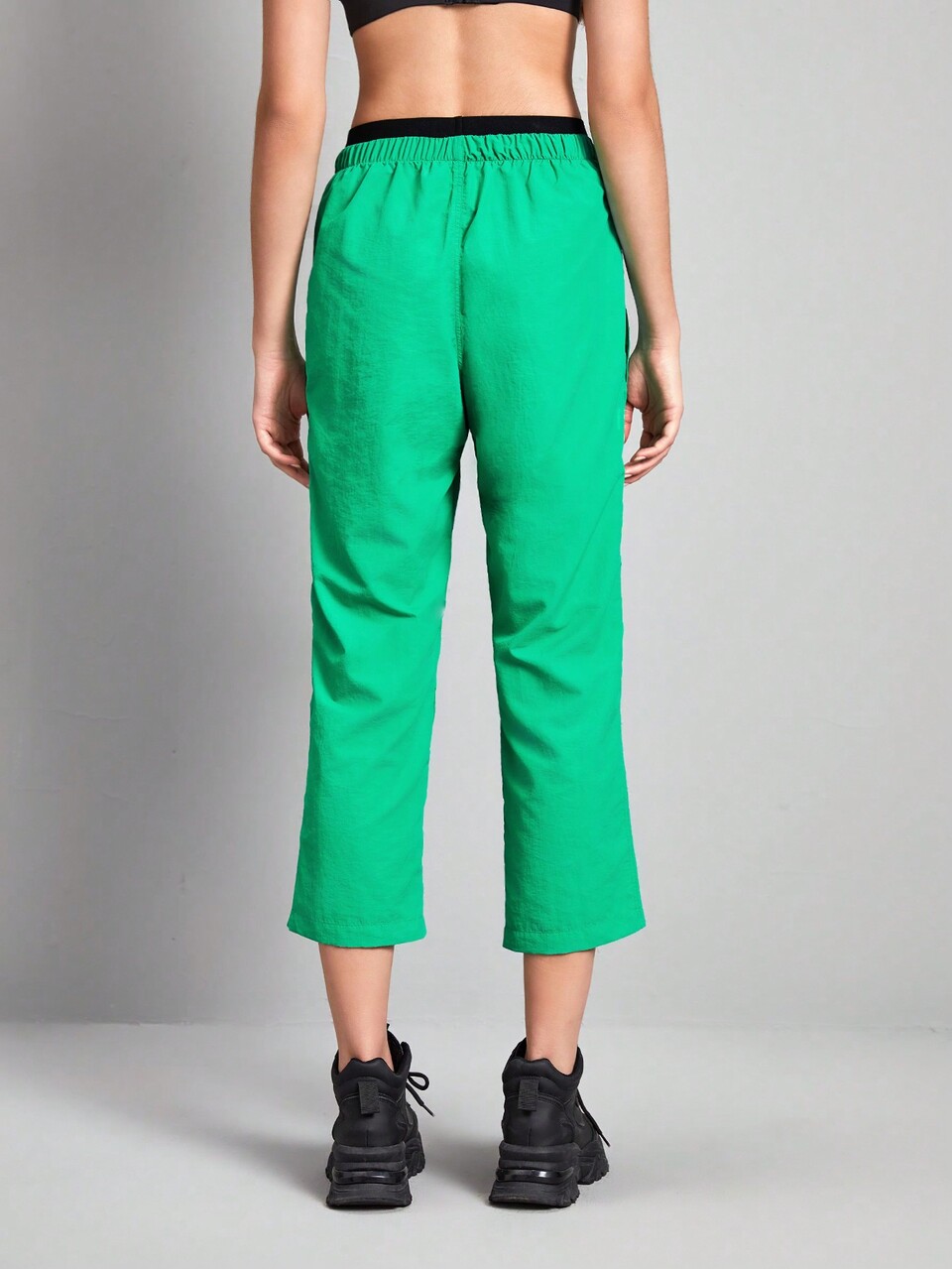 Letter Graphic Pocket Patched Outdoor Pants