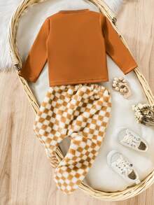 SHEIN 男嬰棋盤格口袋貼布T恤和褲子 - 棕色 - 查看 2