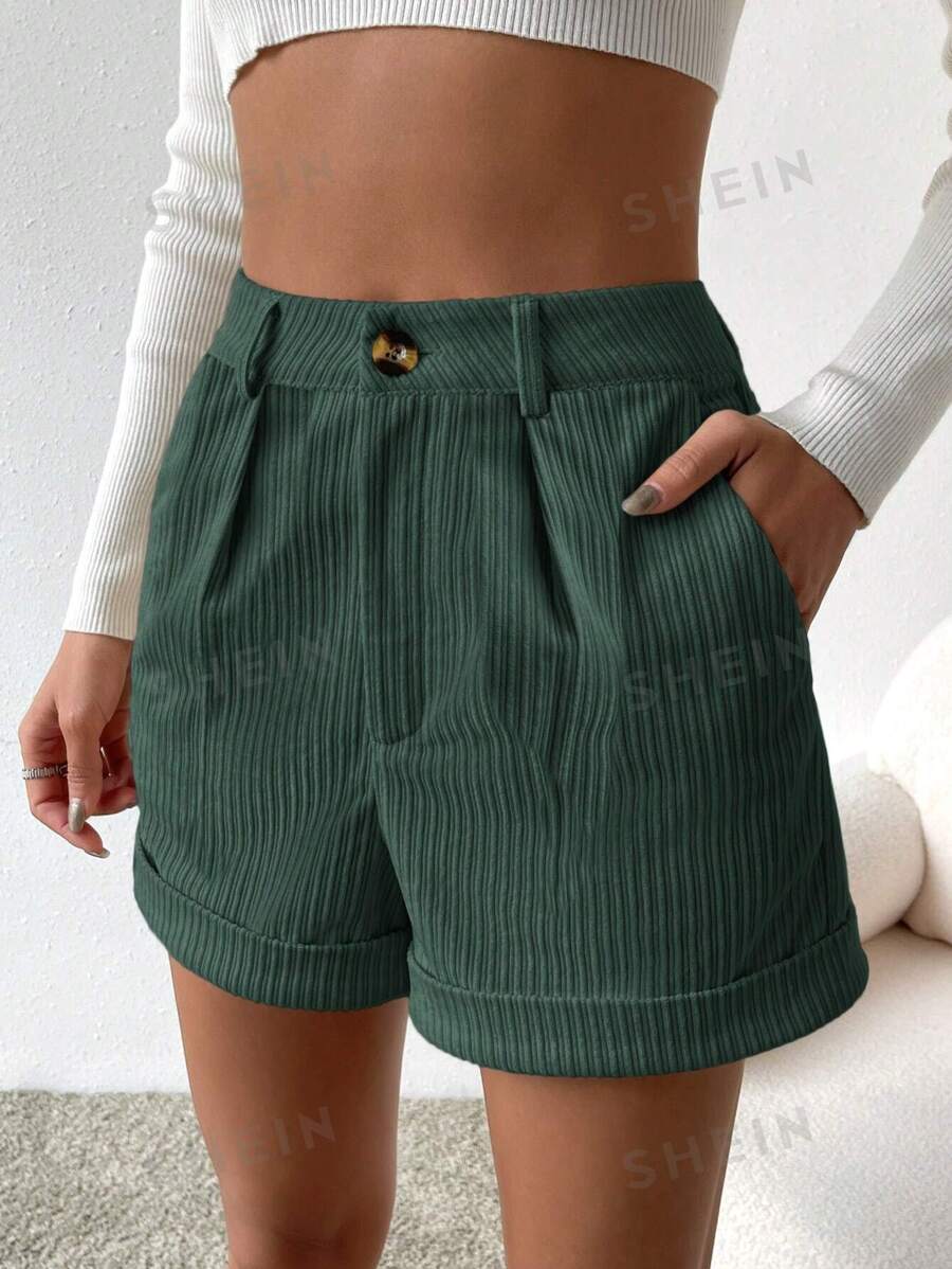 SHEIN Essnce Shorts con bolsillo oblicuo bajo de doblez - Verde Oscuro - Ver 1