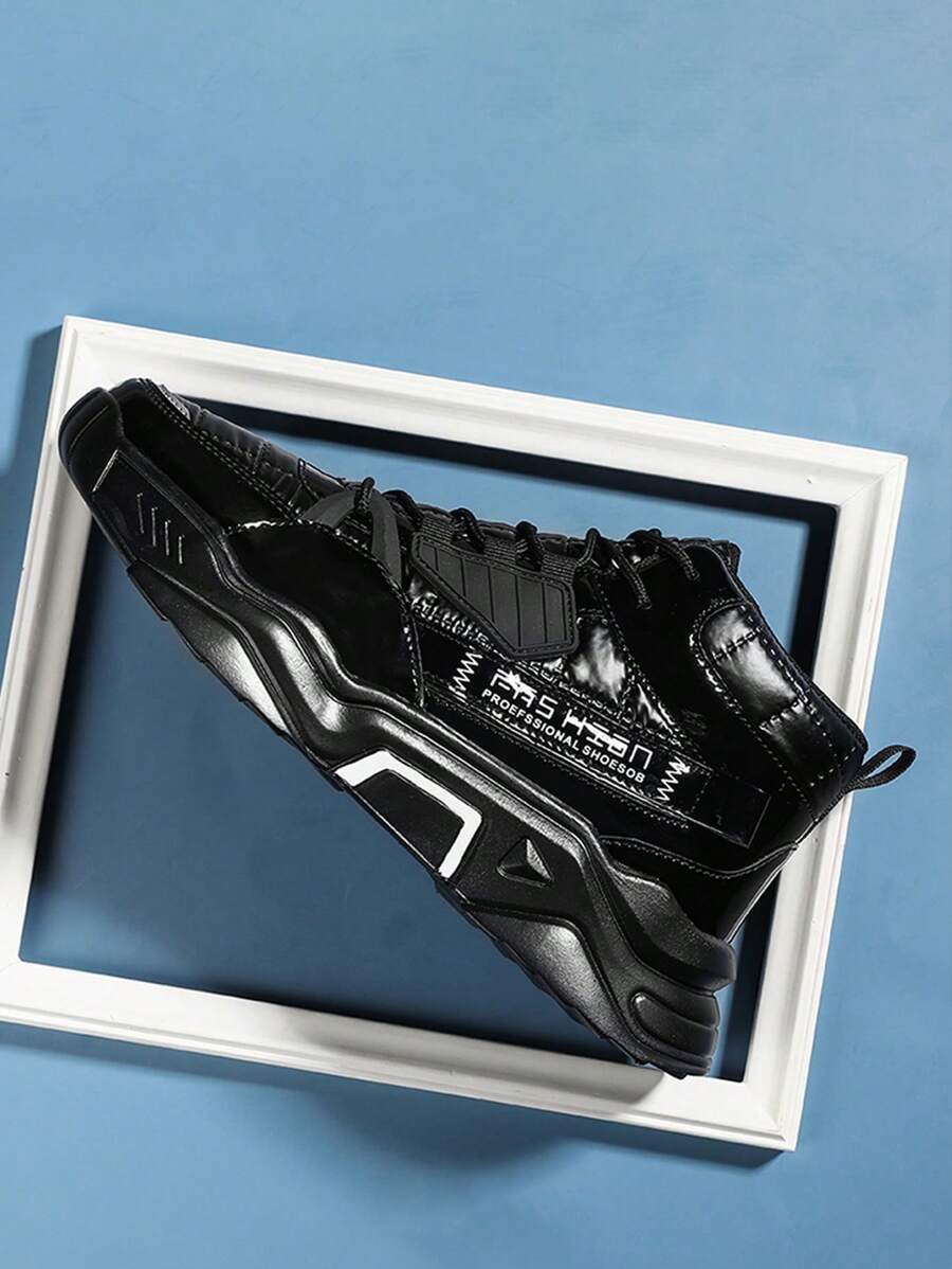 Zapatos deportivos de hombres arriba alta con con patrón de letra - Negro - Ver 1