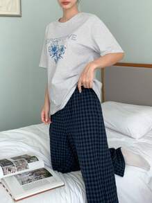 DAZY Letter & Floral Print Drop Shoulder Tee & Gingham Print Pants Lounge Set Pajama - Blue - View 2