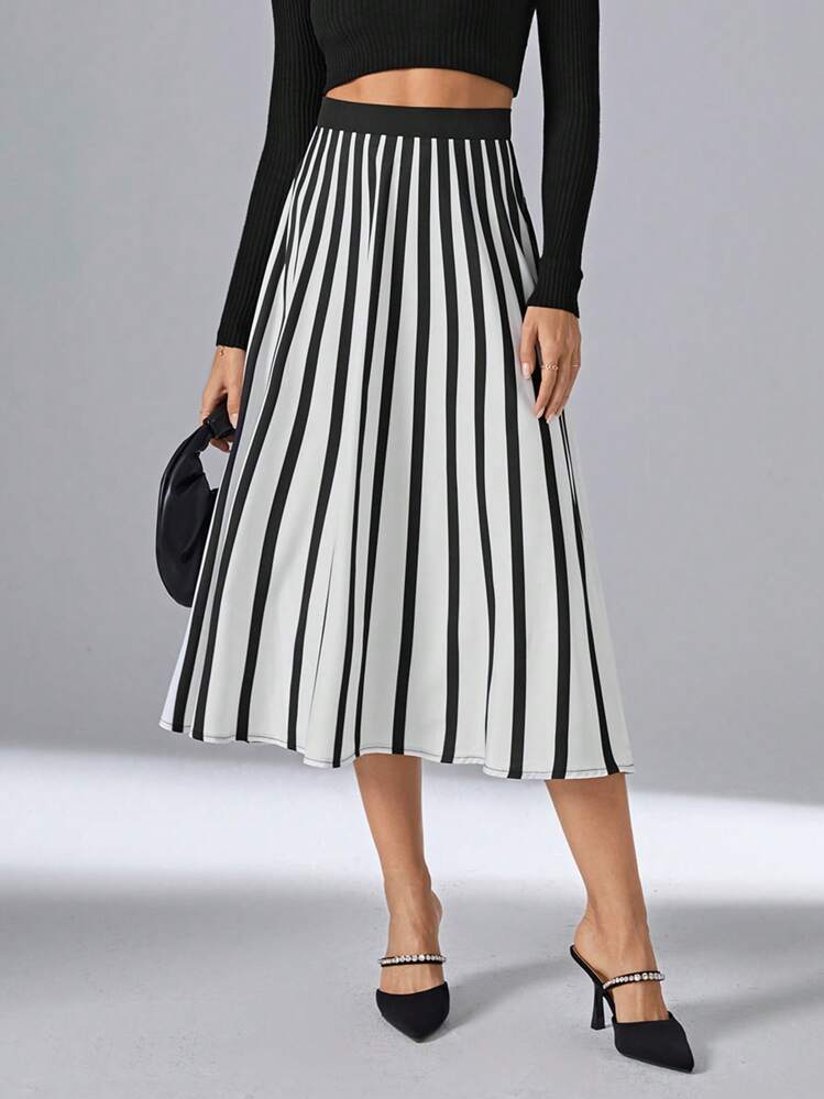SHEIN Privé Falda con estampado de rayas de talle alto - Blanco y Negro - Ver 1